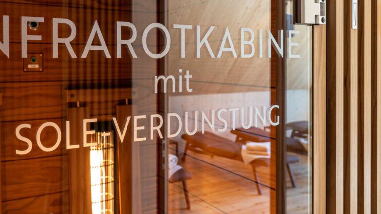 Infrarotkabine im Hotel Ruland Altenahr mit Verdunstung